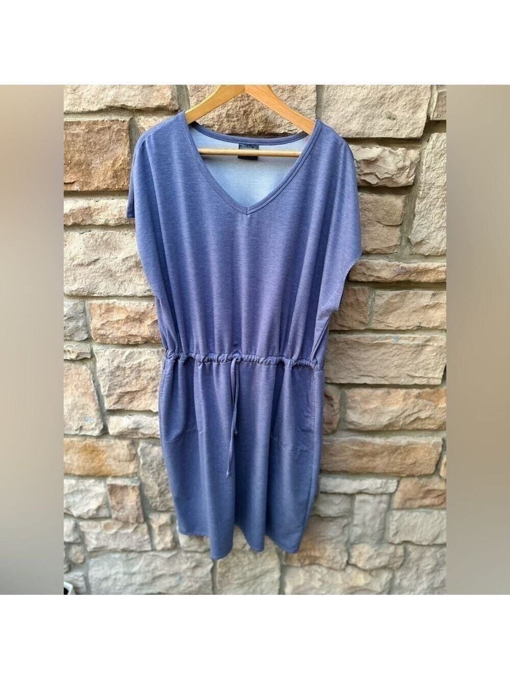 32 Degrees Dress Size XXL almost new. Gray color. Comfortable.